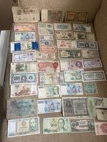 40 WORLD BANKNOTES MOSTLY WW2 ONWARDS USED CONDITION WITH WEAR