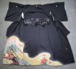 Vintage Kimono Dressing Gown - Silk - Old kurotomesode from Japan Peacock design