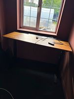 IKEA Electric Height Adjustable Sit Stand Desk Walnut Effect / Black