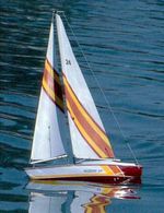 Dumas Huson 24 Radio Control Sailboat Kit #1117