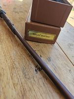 Universal Orlando Studios The Wizarding World of Harry Potter Magical Wand & Box