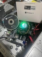 Windows 11 Pro 64bit English Full version DVD package Factory Sealed.