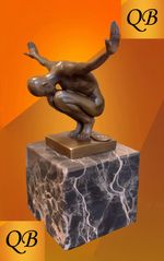 ART DECO BRONZE FIGURINE SWIMMER SCULPTURE STATUE MALE NUDE SPORTS DIVING FIGURE