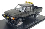 KK Scale 1/18 Scale KKDC181561 - Toyota Truck Hilux Cab 4X4 1985 BTTF Pt3 Black