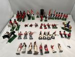 LARGE BUNDLE OF VINTAGE LEAD SOLDIERS BRITAIN KING & COUNTRY TRADITION GRANT ETC