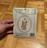 vintage cross-stich TEDDY BEAR, with frame and all things included in the pack.