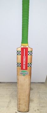 Newbury Cricket Bat - Refurbished