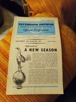 1961 CHARITY SHIELD - TOTTENHAM SPURS V. FA SELECT XI -  12.8.61 (35)