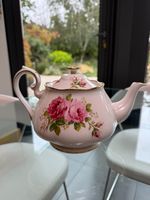 Rare  Vintage Royal Albert “American Beauty” Large Teapot with original lid