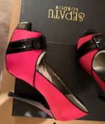 NEW vintage 'SEPATU' designer heels Size 3 - cost £89. Fuchsia Red. Gorgeous 