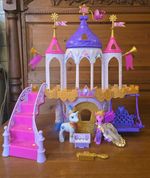 My Little Pony G4 Wedding Castle Princess Cadence Shining Armour Accessories