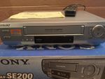 SONY SLV-SE200 COMPACT VCR VHS Video Cassette Recorder PLAYER REMOTE MANUAL