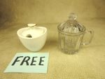 ⭐ Vintage Small Glass Condiment Pot with Lid + 1 FREE