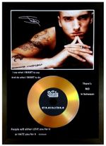 EMINEM SIGNED PHOTO WITH GOLD PRESENTATION CD DISC COLLECTABLE MEMORABILIA GIFT