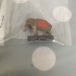 Fremlins' Ale Beer Brewery Elephant Gilt Metal Enamel Pin Badge Breweriana