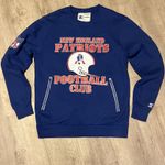 Starter New England Patriots Heavyweight Sweatshirt- Size Medium- NFL