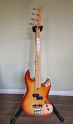 Sire Marcus MIller U5 V2 Bass Guitar Short-Scale