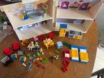 Playmobil 5167 Take Along Modern Dollhouse with Accessories