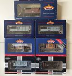 Bachmann/Kernow MRC  OO BR(S),  BR(W) and BR Brake Vans - Bundle Discount