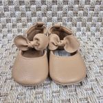 Carters 3-6mo Baby Girl Tan Mary Jane Bow Shoes Pocahontas Size 2