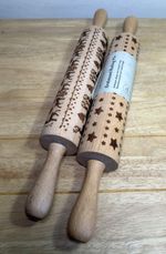 2x Embossed Rolling Pins Star & Reindeer Patterns Beech Wood Icing Pastry Etc