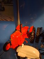 UNIVERSAL HOBBIES 2715 1:16 SCALE NUFFIELD UNIVERSAL FOUR DM 1958 Boxed VGC