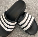 adidas Adilette Black White Striped Slider Sandals Teens UK Size 1 Synthetic