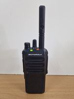 Motorola R7 NKP UHF Digital Two Way Radio Walkie Talkie Handheld + Battery