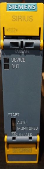 Siemens 3SK1111-1AB30 Safety Relay