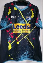 Leeds Rhinos Rugby League Shirt Size Large. Excellent Condition