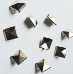 15mm Silver Tone metal Pyramid Square leather craft Punk Stud 500pcs bags 