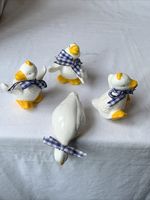set of 4 ceramic ducks. Models 9cm High