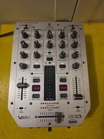 Behringer Pro Mixer VMX 200 used and working