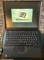 IBM ThinkPad 570 WITH DOCK Pentium II 366MHz, 64MB RAM, 4GB HDD, Win98 & PSU