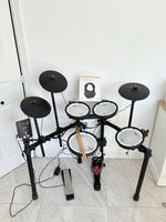 Roland TD1-DMK Electronic V-Drum Kit Mesh Heads With Behringer Headphones