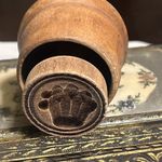 ANTIQUE VICTORIAN WOODEN TREEN BUTTER  BISCUIT CAKE SHAPE CARVED STAMP / PRESS
