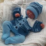 BABY BOY KNITTING PATTERN DK 40 OR DESIGNER REBORN DOLLS PRECIOUS NEWBORN KNITS
