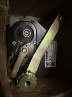 Hand Winch 300kg Maxell Model 02001410 – Manual Crank Lifting / Hoisting Tool