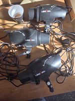 3 x Lencarta Smart Flash 200 studio lighting heads in bag