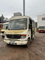 Mercedes Minibus