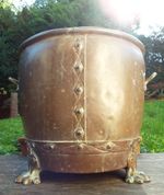 LARGE BRASS RIVETED LION PAW  COUNTRY HOUSE LOG BIN PLANTER