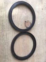 Seals for Zetor 6945 front wheel hubs