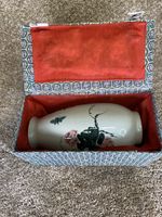 Vintage 20C Chinese porcelain PROC Liling Grape Vine Vase China Underglaze W Box