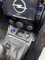 Astra H - Custom USB, Voltmeter, 12v Outlet Panel Charger