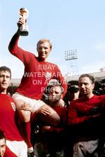 BOBBY MOORE ENGLAND 1966 WORLD CUP FINAL QUALITY PHOTO PRINT TROPHY TEAM