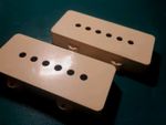 Fender 'Road Worn' Jazzmaster Pickup Covers 1960s Spec Aged Cream/White