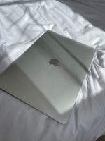 Apple MacBook Air 13in Silver Laptop Apple M1 (2020) 256GB RAM