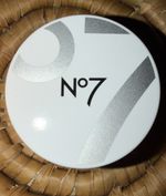 No7 Flawless Finishing Loose Powder 20g Fair Brand New & Sealed 💋