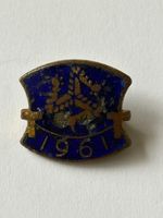 1961 Isle Of Man TT Motorcycle Races Badge.