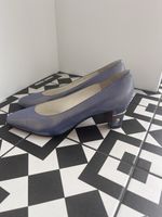 Vintage Bruno Magli Italian Leather Pumps - Periwinkle Blue - Size 38
